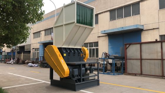 Qualität  Big output, high efficiency, automatic plastic bottle crusher usine