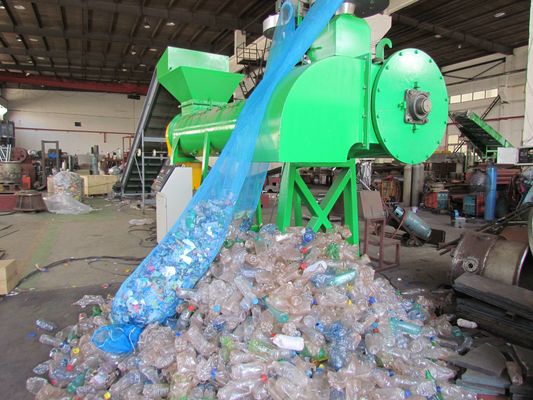 Plastikflasche Aufkleber-Entferner, Plastikwiederverwertungsmaschine des Haustieres, Haustierflasche, die Maschine, Wasserflasche aufbereitet Maschine aufbereitet