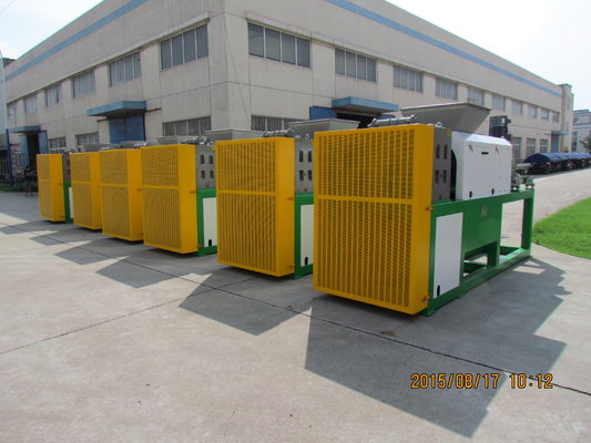 Wasser 98, das Schrauben-trockenere Plastikmaschine 800KG/H 320mm entfernt
