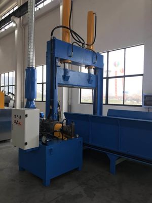 Ballen 380V, der den überschüssigen Plastikfilm aufbereitet Maschine schneidet