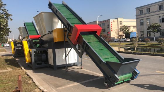 Sackt Plastiktunnel-bohrwagen ISO9001 industrielle Reißwolf-Maschine ein